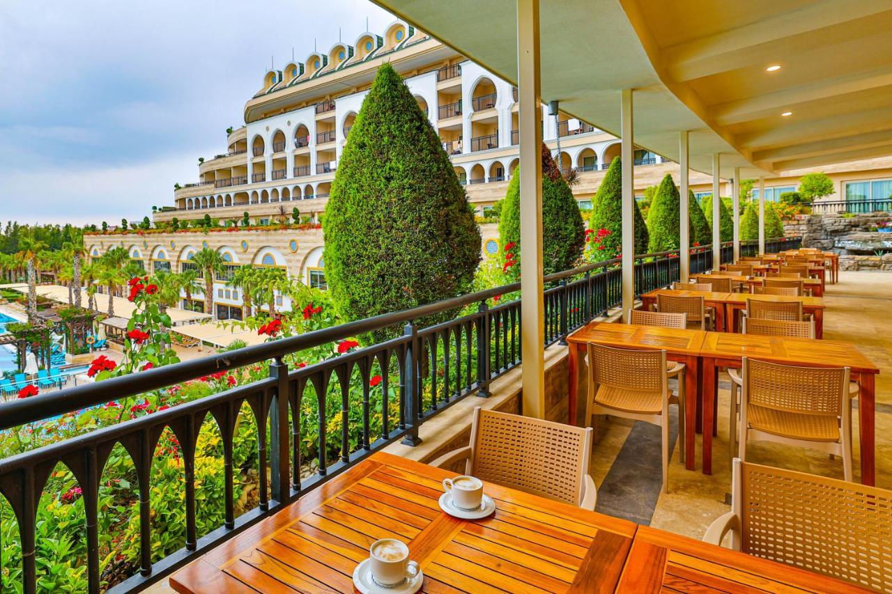 Crystal Sunset Luxury Resort & Spa Side Exterior photo