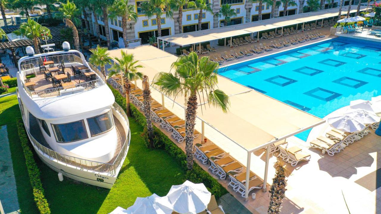 Crystal Sunset Luxury Resort & Spa Side Exterior photo